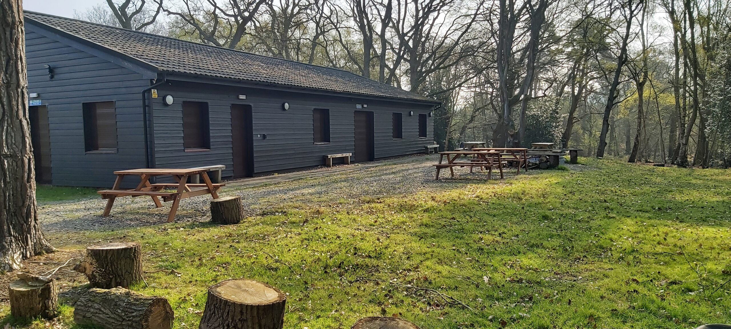 Cabin_outside_3 (1)