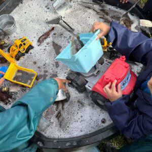 Tough Tray Washing